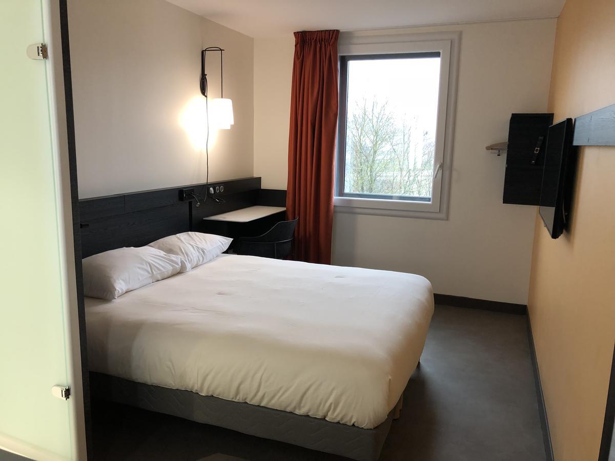 Ibis Budget Annecy Sud-Poisy Екстериор снимка